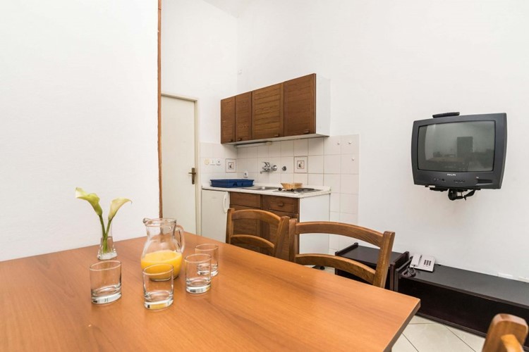 Apartments_Kanegra_Apartment-4_A2BP2_6-1024x683