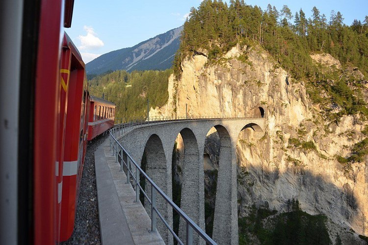horskymi-vlaky-po-svycarsku-foto-15