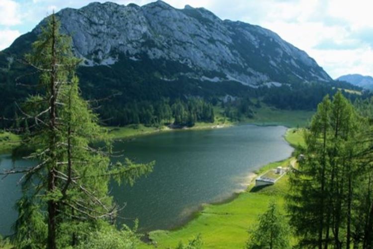 Tauplitzalm - náhorní planina se 6 horskými jezery