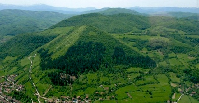 bosna-a-hercegovina-pyramidy-1_1739_l
